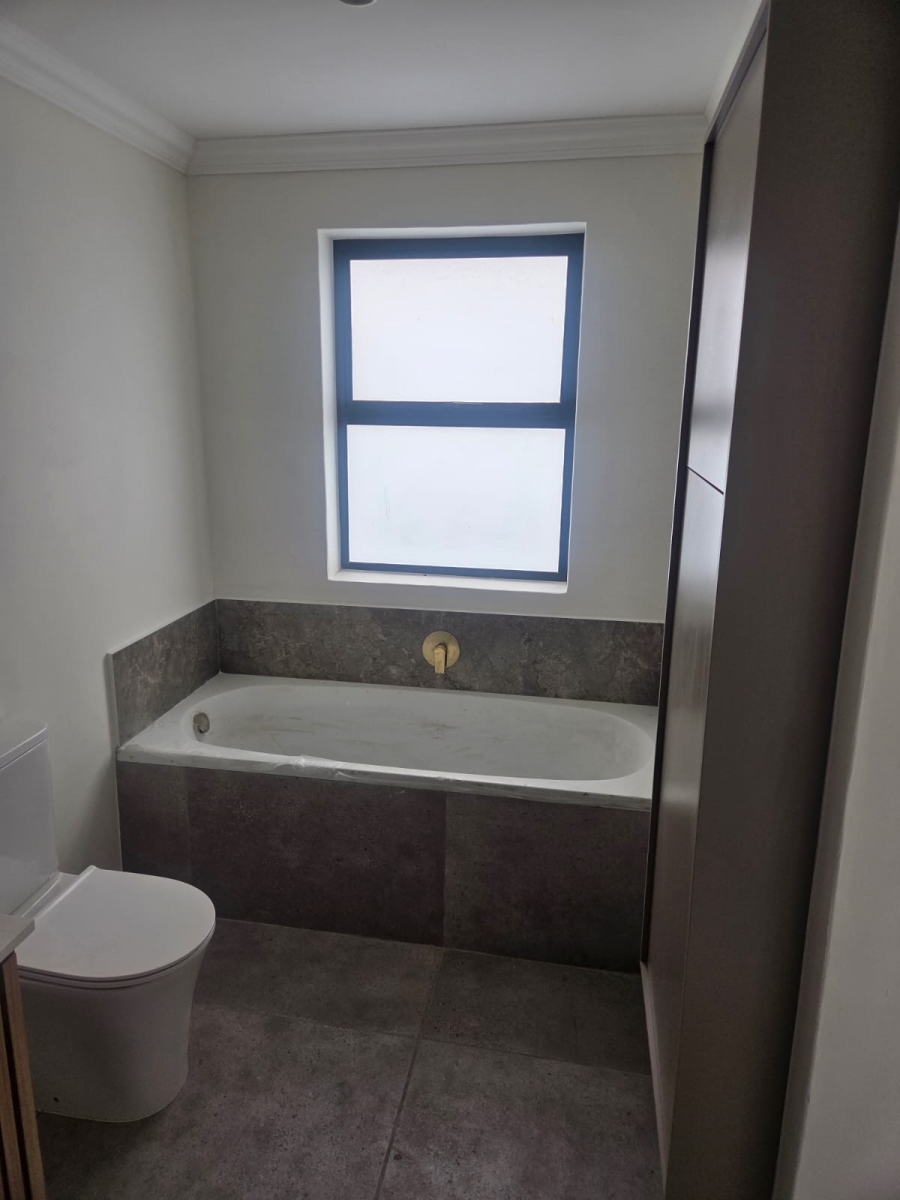 To Let 2 Bedroom Property for Rent in Kommetjie Western Cape